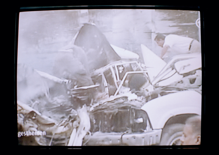 Untitled (TV WARS II)