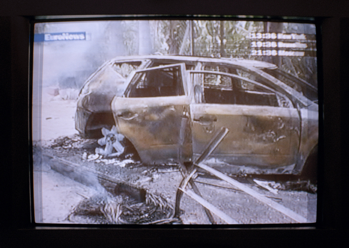 Untitled (TV WARS II)